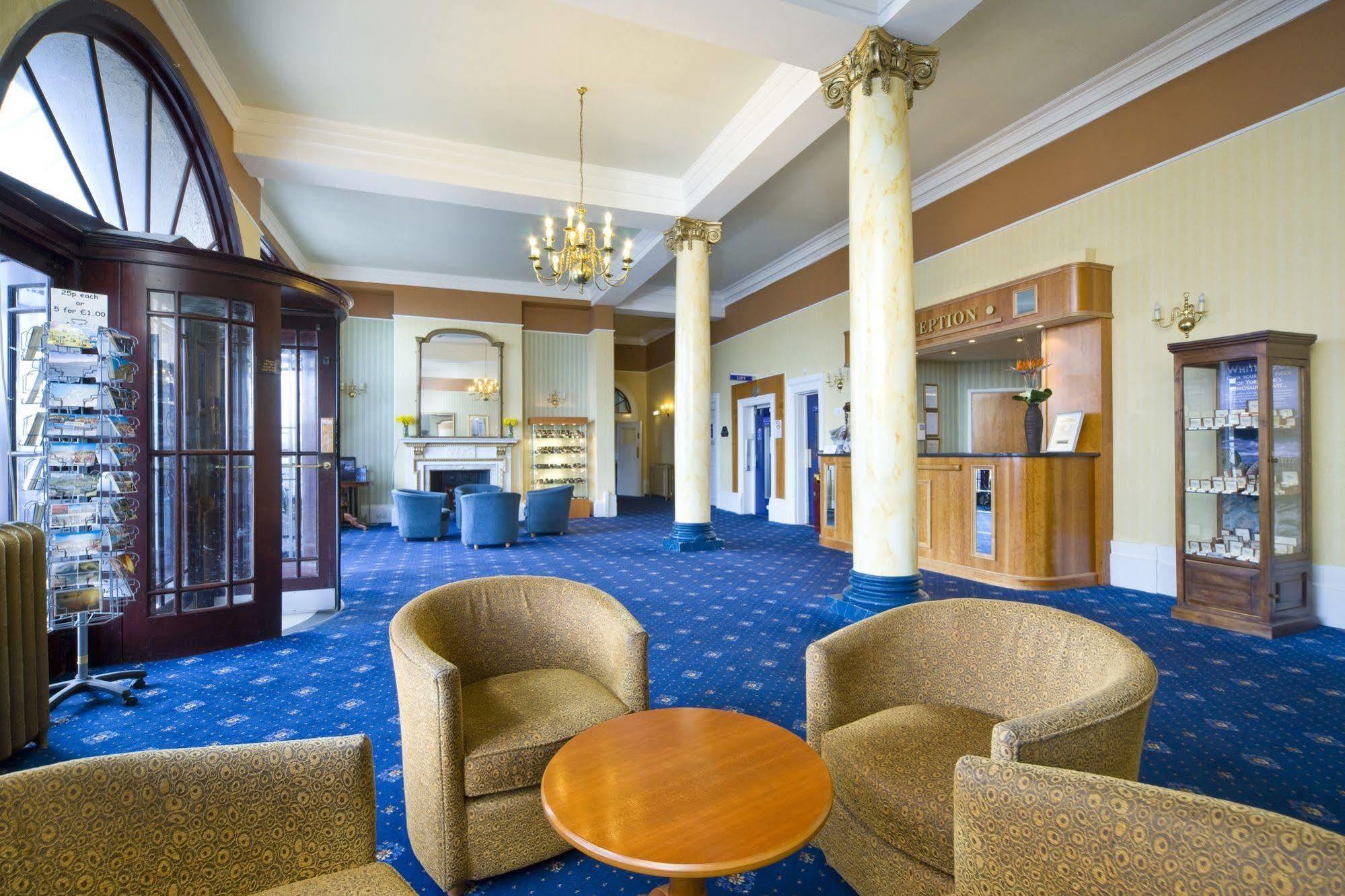 Royal Whitby Hotel Exterior foto