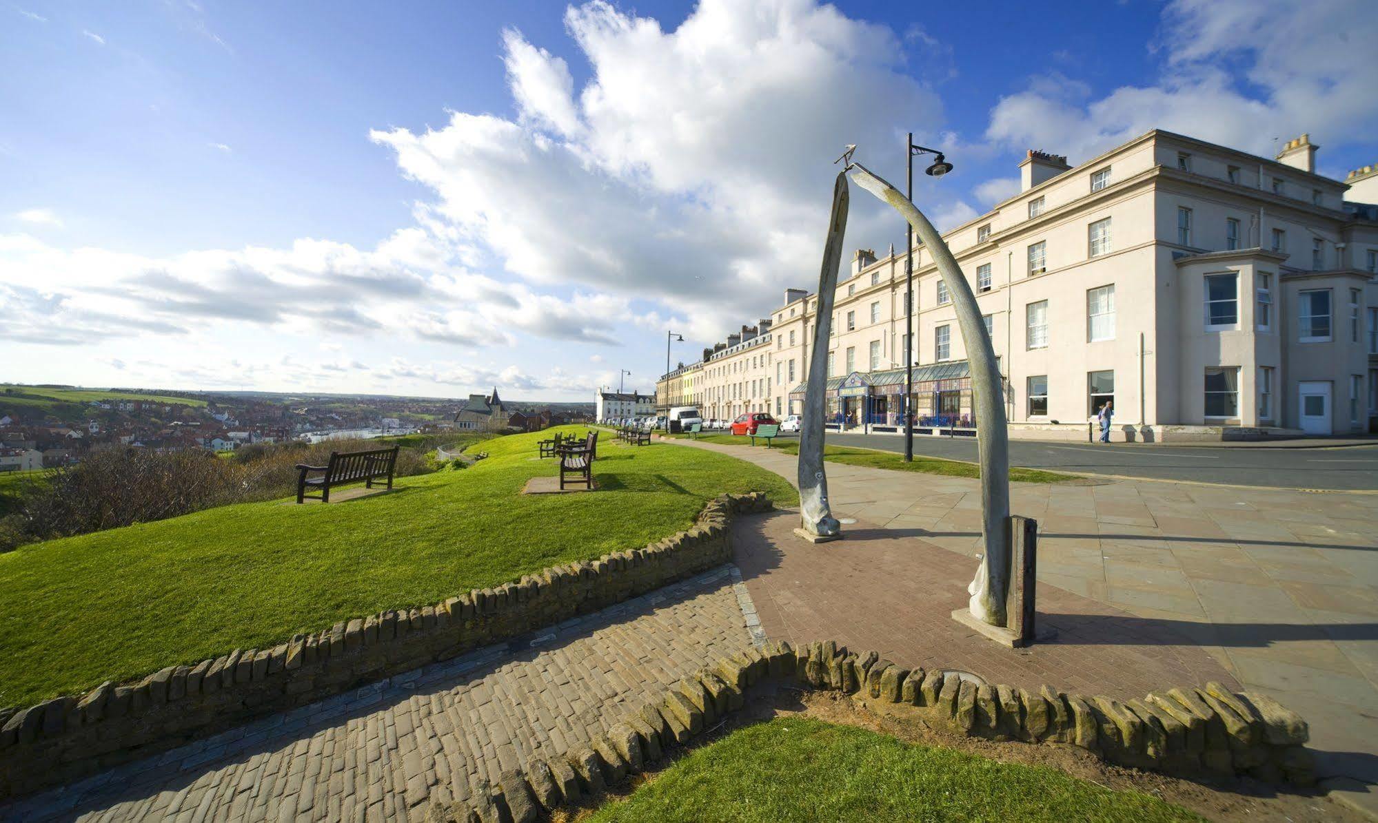 Royal Whitby Hotel Exterior foto